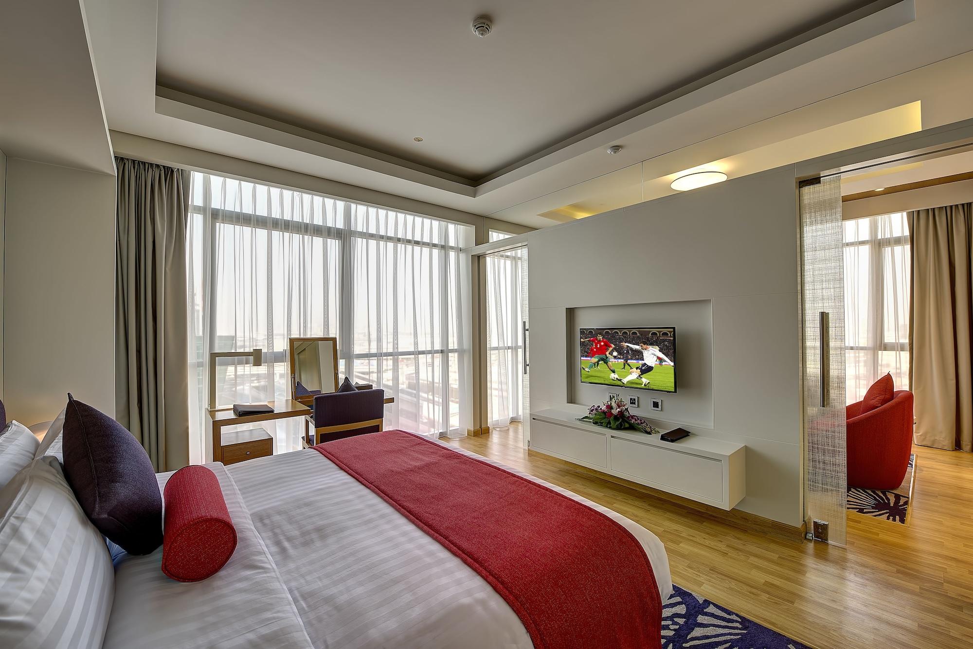 דובאי Royal Continental Hotel מראה חיצוני תמונה