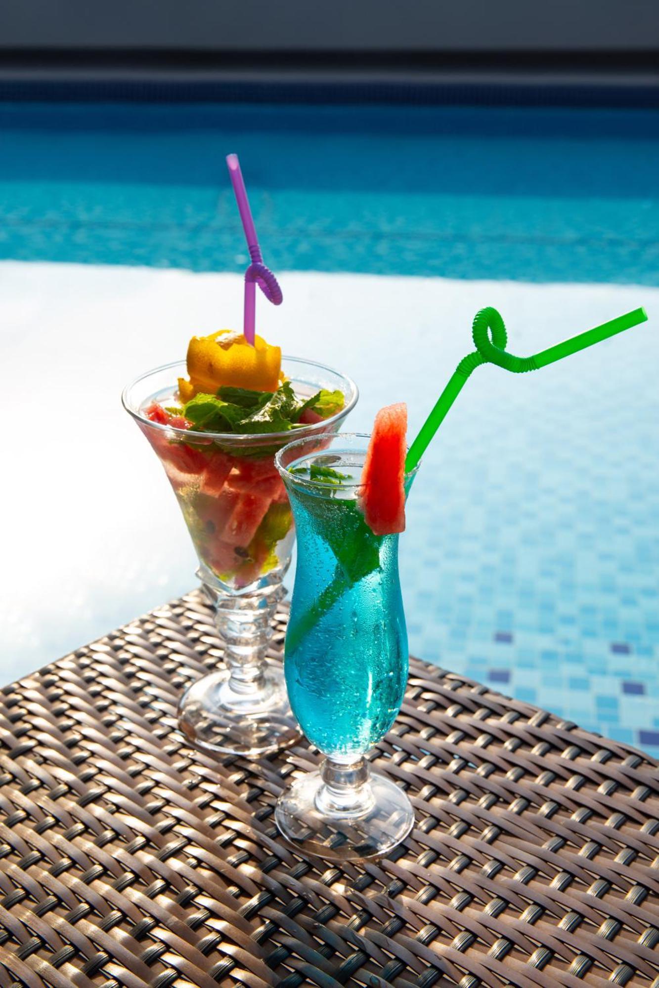 דובאי Royal Continental Hotel מראה חיצוני תמונה